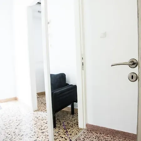 Holiday home λocal Me *